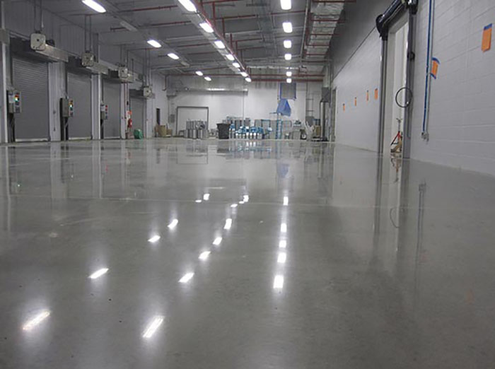 固化劑地坪施工研磨機：提升地坪施工品質的利器